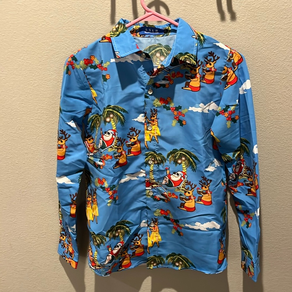SSLR Collection Hawaiian Santa and Reindeer button up shirt. Boys size Medium.